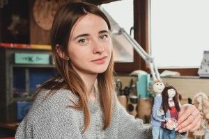 Луцька майстриня подарувала ляльку американському рок-музиканту