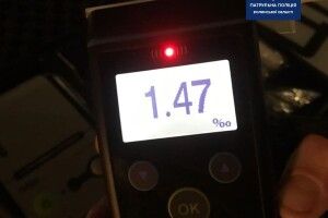 У Луцьку п’яний і позбавлений права керування водій намагався «підкупити» патрульних 