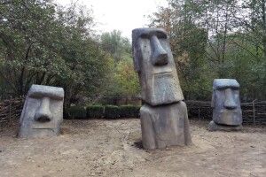 На острові Пасхи тепер можна побувати не виїжджаючи з Рівного