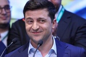 Після розслідування «Букв» Facebook забанив ботоферми «Слуги народу» і Гройсмана