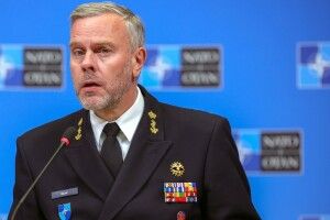 Шведський прапор буде не єдиним синьо-жовтим перед штаб-квартирою НАТО