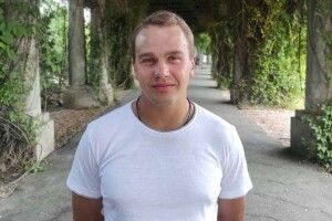 Планував у вересні одружитися: українець у Польщі помер після затримання поліцією 