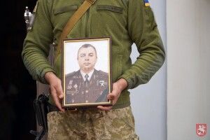 На Волині попрощалися із майором ЗСУ (Фото)