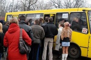 Чому маршрутки в Луцьку з’їжджають з вечірніх рейсів