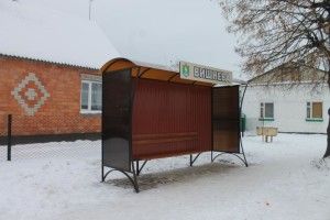 У Сарнах встановили нові зупинки (фото)