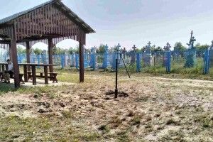У громаді на Волині впорядкували цвинтарі і провели туди водопостачання