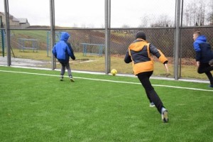 У селі Рівненського району відкрили сучасне футбольне поле зі штучним покриттям