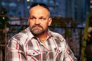 У парламенті побільшає силачів: на Франківщині на довиборах до парламенту переміг Вірастюк