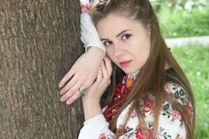 Скандал та звільнення: у Києві компанія відмовилася брати на роботу дівчину через українську мову (Фото)