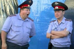 Російські «менти» тепер «ходитимуть до церкви» в обов’язковому порядку – під відеозапис…