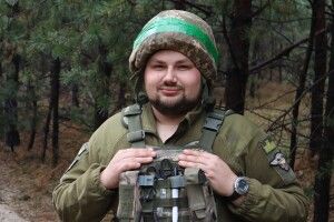 Бойовий медик з Волині разом з побратимами дають гідну відсіч ворогам на Сході