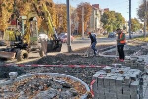 У Луцьку частково відновили ремонт проспекту Волі 