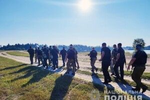 На Рівненщині за сигналом тривоги о 5 ранку підняли особовий склад поліції (Відео)