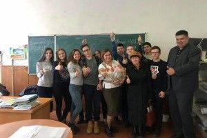 Уроки добра і волонтерства провели для учнів Маневицької школи