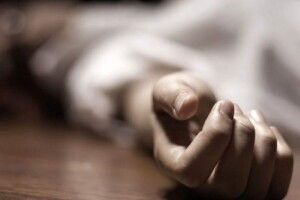 У Луцьку в багатоповерхівці знайшли труп чоловіка