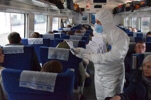 За добу в Україну прибуло 19 тисяч людей, один – з коронавірусом