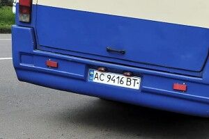 На Волині водій маршрутки не взяв грошей у священника, бо той був на фронті 