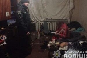 Мама не помітила: поліцейські розшукали 12-річну дівчину у її кімнаті