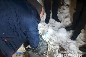 Руками забив 3-річного хлопчика, який не міг рухатися: суд арештував вітчима-нелюда