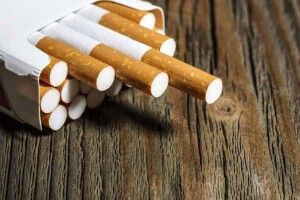Суд на Волині оштрафував чоловіка за незаконний обіг цигарок і спирту