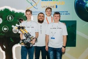 Робот-рятівник луцьких школярів вразив світ