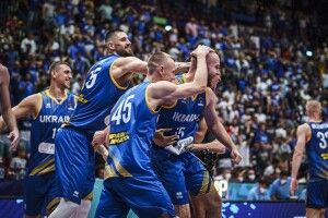 Євробаскет: Україна на останніх секундах вириває перемогу в Естонії (Відео)