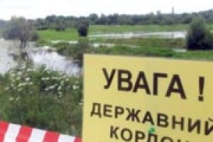 У ПОЛЬЩУ ВТІКАЄ НАВІТЬ… УКРАЇНСЬКА ЗЕМЛЯ
