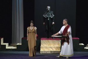 Цими вихідними луцькі театрали захоплювалися містично-еротичною трагедією (ВІДЕО, ФОТО)