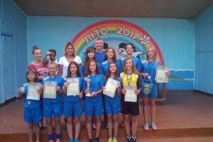 Маневицькі дівчата найкраще грають у футбол 