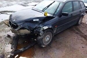 Автівки відкинуло на узбіччя: у ДТП  на Рівненщині потрапила мати з півторарічним сином
