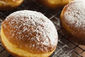 На Світязі стартував сезон  пончиків (Фото)