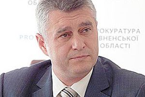 ПРОКУРОР ОБЛАСТІ &#8213; «НЕПІДКАБЛУЧНИК», БО «ЛЕКСУС» ЙОМУ КУПИВ... БАТЬКО