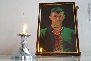 Він знав, що за ним прийдуть: українці попрощалися з письменником Володимиром Вакуленком