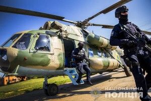 Вперше на виборах в Україні патрулюватиме авіація