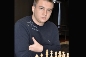 Український шахіст, який перебуває «у бігах», на турнірі потис руку росіянину