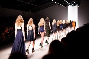 Які сукні в тренді в 2023 році