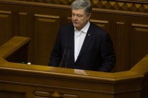 Петро Порошенко про банківський закон: або ми рятуємо Україну від дефолту, або один олігарх отримує собі банк