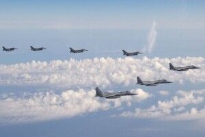 США схвалили передачу Україні винищувачів F-16, - Reuters