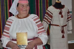Волинянка досі дивує виробами, витканими на верстаті 1939 року