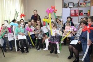 У Затурцях подарунки для мам і бабусь дітки виготовили власними руками