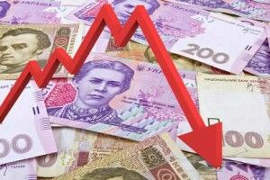 То нашому уряду вигідна слабка гривня?