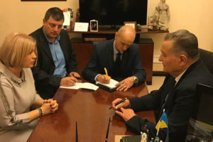 У Києві та в Москві заявили, що готові обміняти заручників