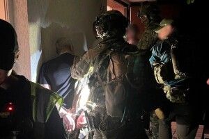 У Києві дорожній конфлікт закінчився стріляниною: водія госпіталізували