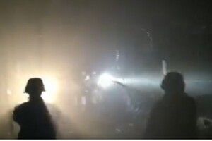 Показали, як білоруські військові ламали паркан на кордоні для прориву мігрантів (Відео)