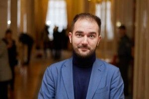 Депутат, який вчинив ДТП під дією наркотиків у Львові, погрожує потерпілому