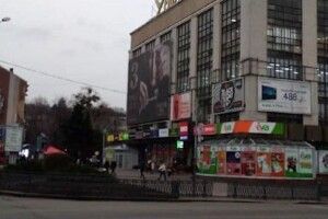 У Рівному побили пішохода за те, що переходив дорогу у невстановленому місці