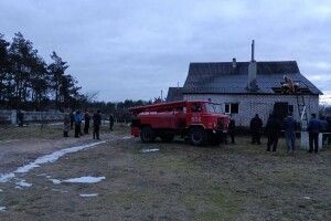 На Ковельщині пожежники врятували від вогню хату