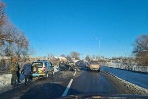 Автівка перекинулася на дах: на Горохівщині сталася автотроща (Фото)