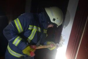 Дві пенсіонерки на Волині не могли вийти з квартир (Фото)