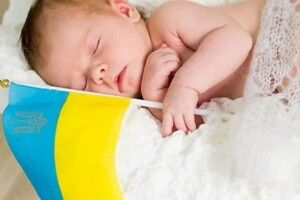 Майже порівну: скільки малят народилося у Луцьку